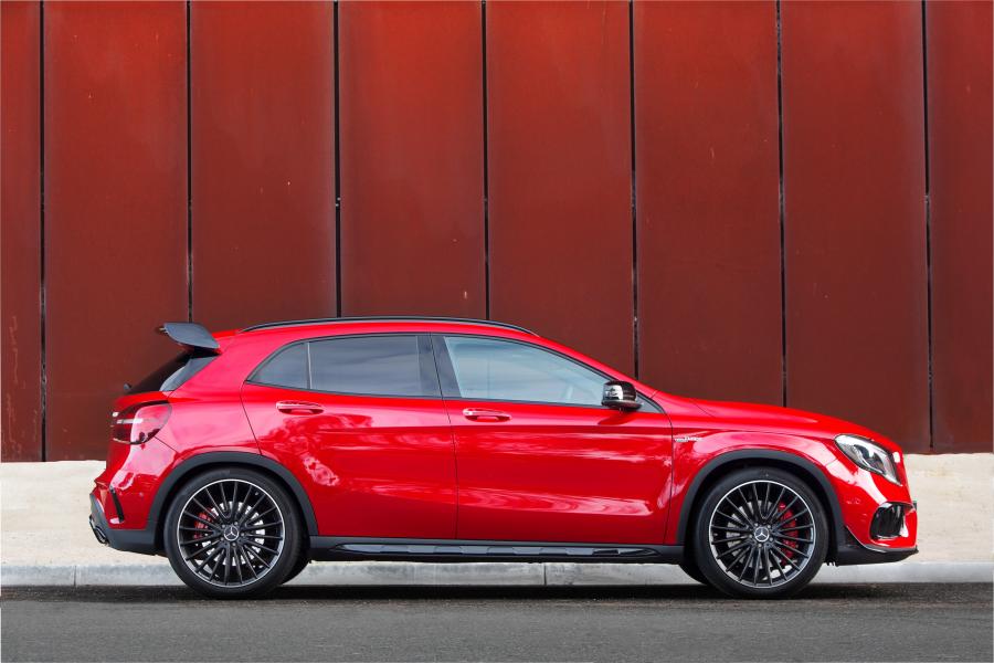  Mercedes-AMG GLA45 4Matic 2017 года  (AU) (фото 11 из 26)